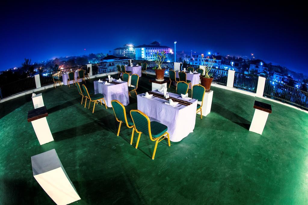 Yadanarpon Dynasty Hotel Мандалай Екстер'єр фото